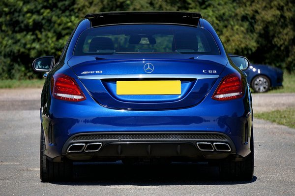 Comment s'en sortir avec un seul revenu : Guide complet du budget familial pour parents célibataires